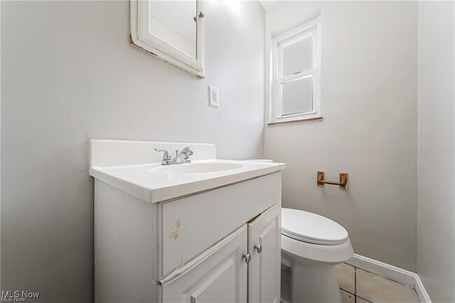 Building Photo - 3837 Mayfield Rd