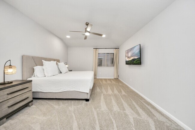 Building Photo - 2730 Empire Oaks Lane