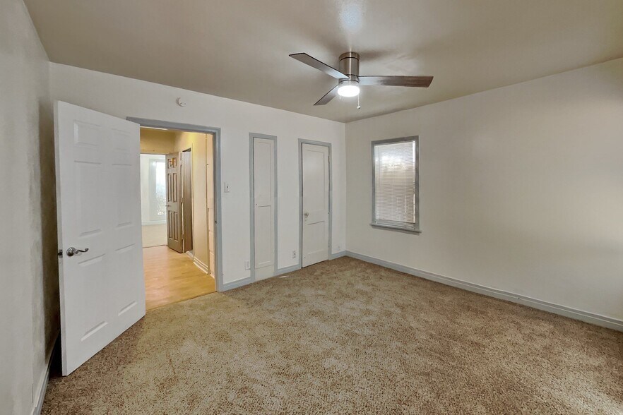 Building Photo - 2427 25th St