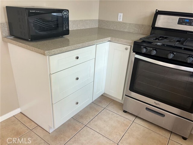 Building Photo - 40 Timber Run