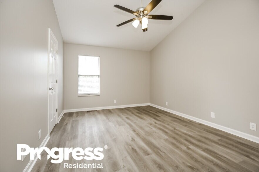 Building Photo - 404 Sorensen Way