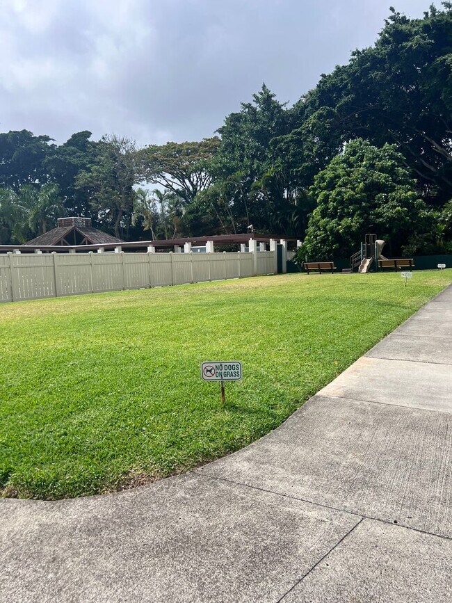Building Photo - 2 bedroom, 1 bath, condo at Pearl Two * Pa...