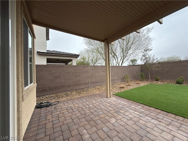 Building Photo - 6622 Palm Branch St