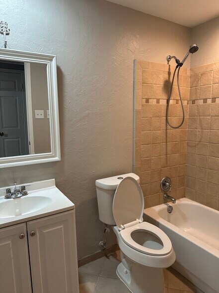 Building Photo - 14855 Easingwold Dr