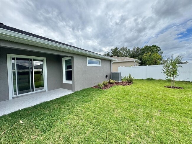 Building Photo - 102 Lynbrook Dr