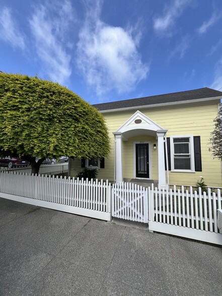 Front of home - 557 Washington St