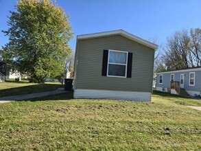 Building Photo - 727 Juliet Dr