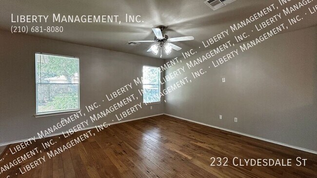 Building Photo - 232 Clydesdale St