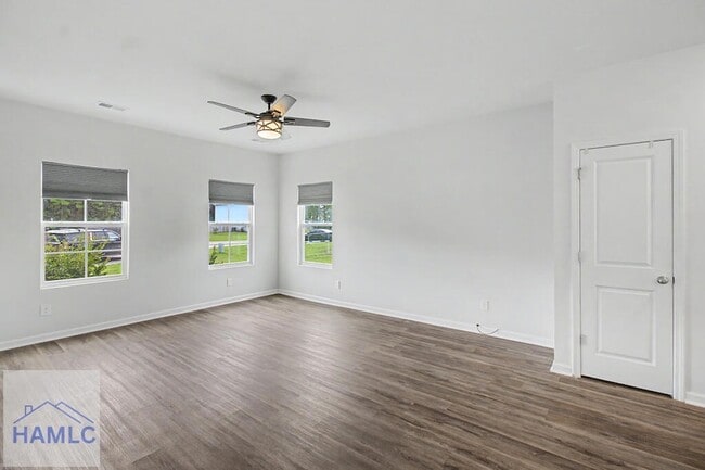 Building Photo - 137 Castaway Ct