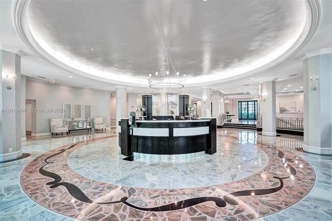 Building Photo - 2501 S Ocean Dr
