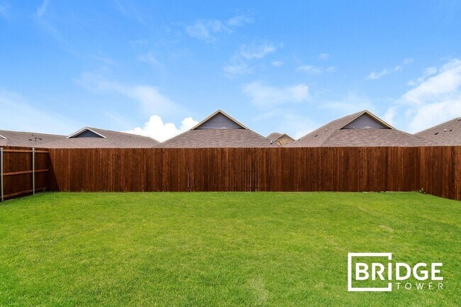 Building Photo - 5430 Bristle Leaf Dr