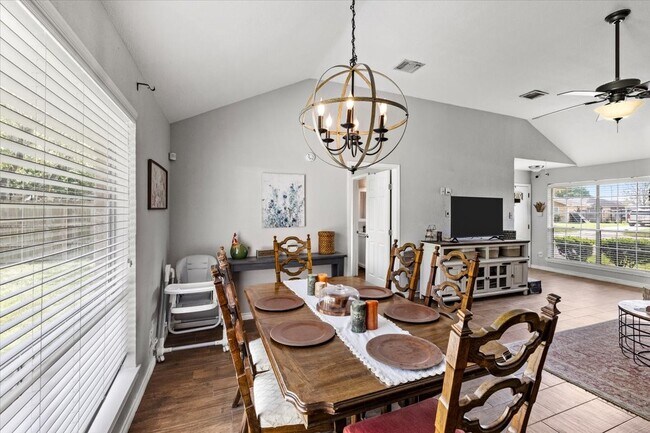 Building Photo - 5213 Winding Brook Dr