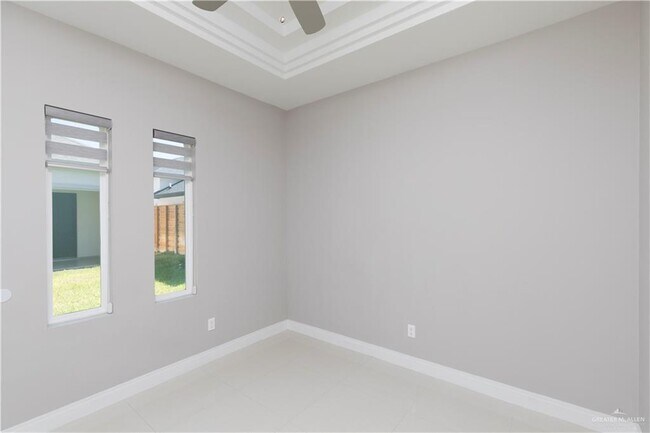 Building Photo - 5701 Pelican Ave