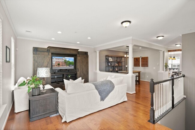 Building Photo - 9502 Lee Ct