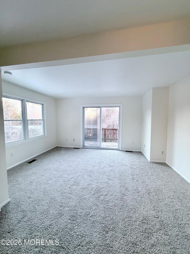 Building Photo - 1511 Railroad Ave