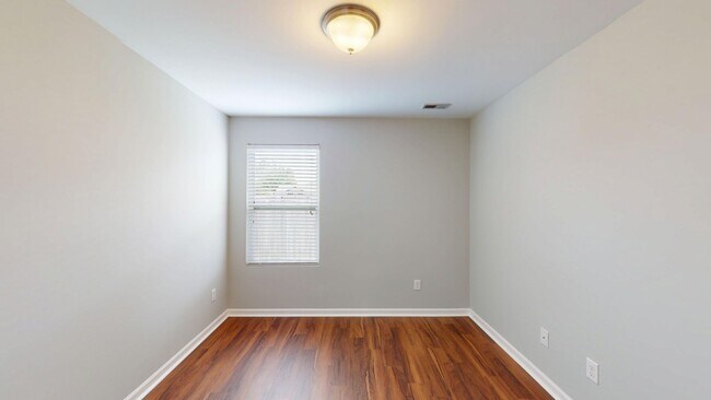 Building Photo - 10612 Kempsford Dr
