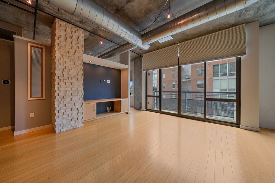 Building Photo - 1401 Wewatta St