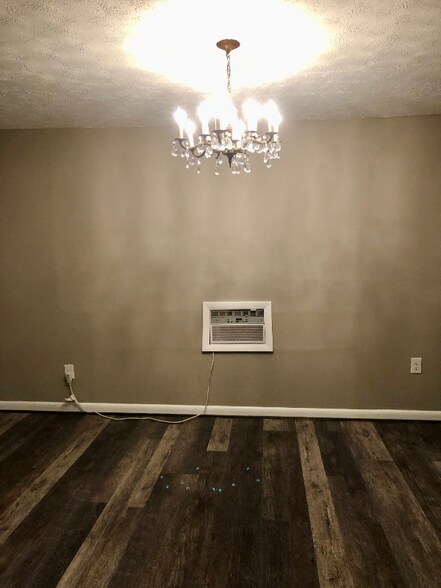 Building Photo - 4614 Old Cusseta Rd