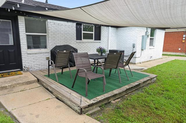 Building Photo - 3513 Sheridon Dr