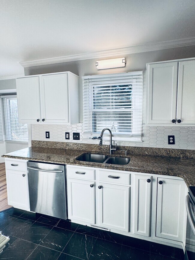 Building Photo - 3213 Terrel Mill Rd