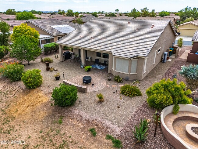 Building Photo - 42774 W Darter Dr
