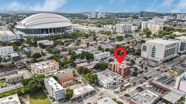 Building Photo - 420 NW 12th Ave