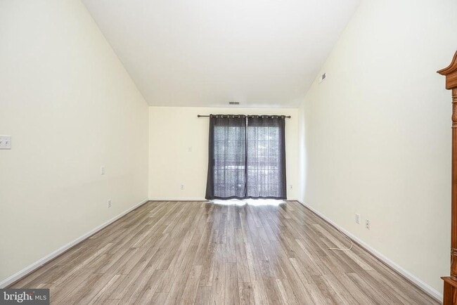 Building Photo - 1214 Tristram Cir