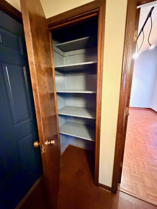 Building Photo - 103 Chestnut Ridge