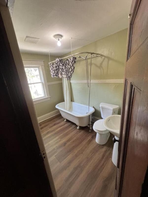 Building Photo - 8 Rocket St