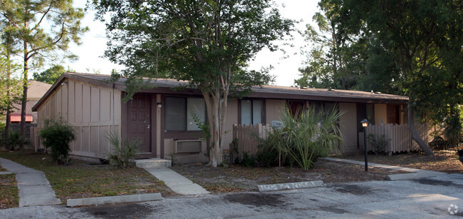 Primary Photo - Westcreek Apartments