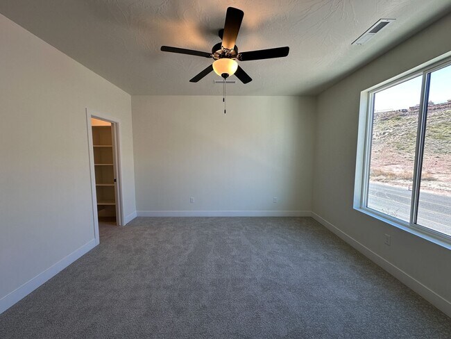 Building Photo - Brand New 3 Bed / 2.5 Bath Townhome – Internet Included