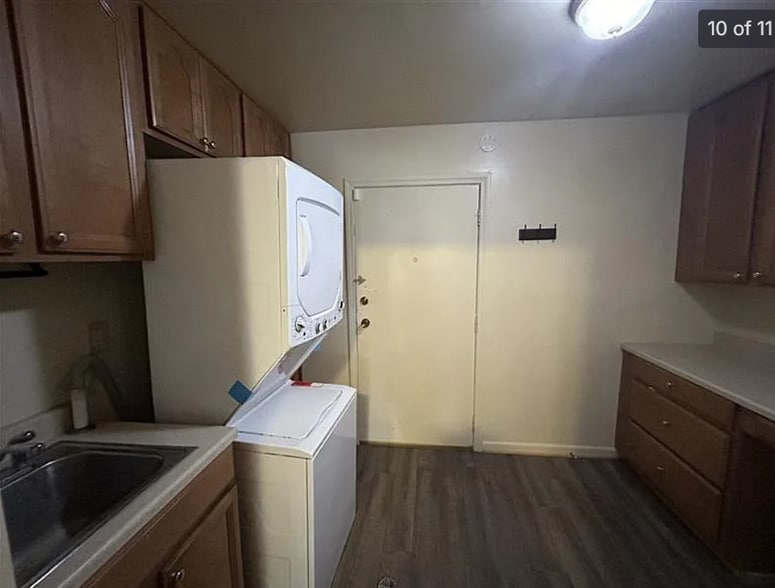 Building Photo - 779 Watersedge Dr