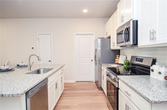 Building Photo - 4551 High Rdg Ct