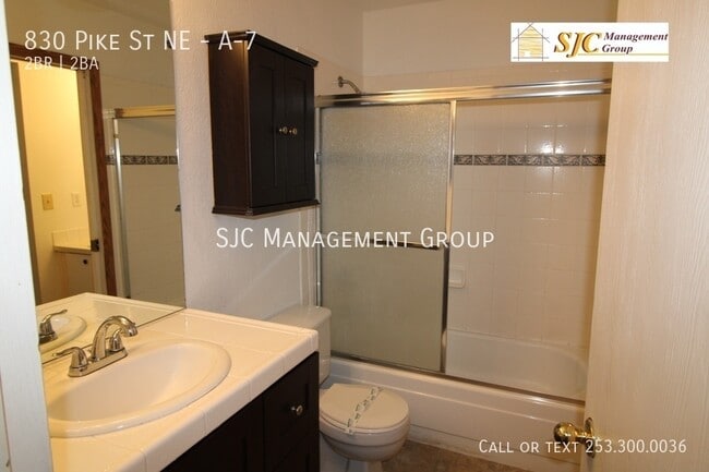 Building Photo - 830 Pike St NE