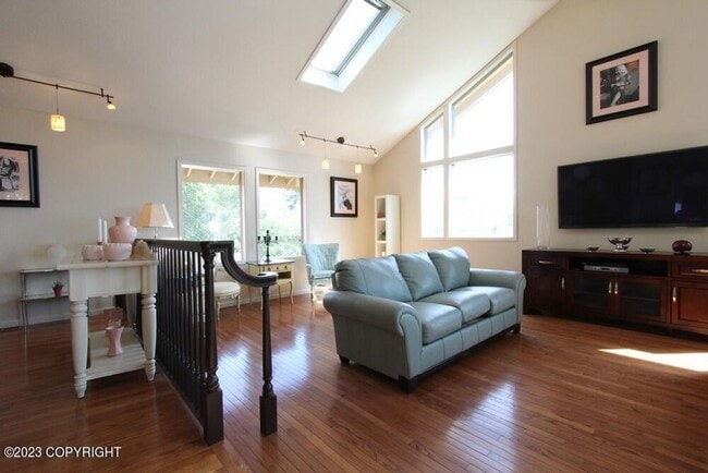 Building Photo - 524 Eyak Dr