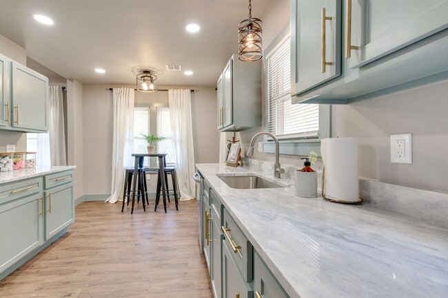 Building Photo - 2708 NW 11th St