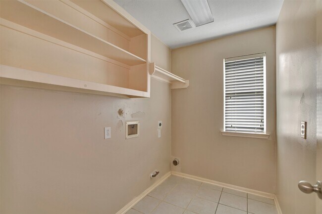 Building Photo - 5918 Durango Mist Ln