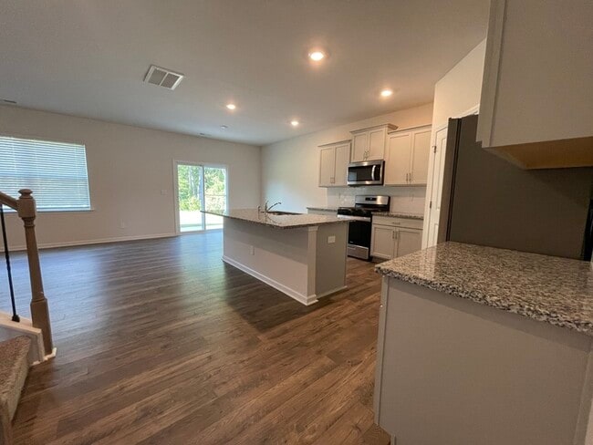 Building Photo - 11009 Austin Estates Dr