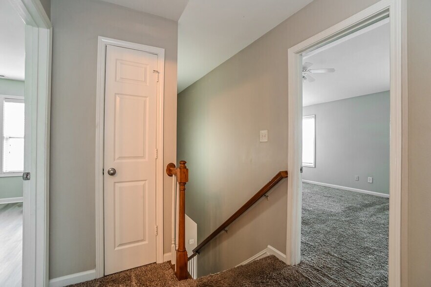Building Photo - 12824 Walking Stick Dr