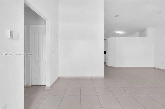 Building Photo - 8915 NW 164th St