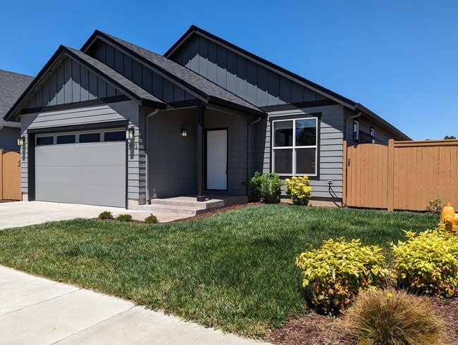 Building Photo - Beautiful 3bed/2bath home in Springfield!