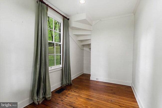 Building Photo - 1118 Greenspring Vly Rd