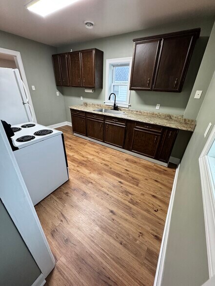 Kitchen - 510 Ellicott St