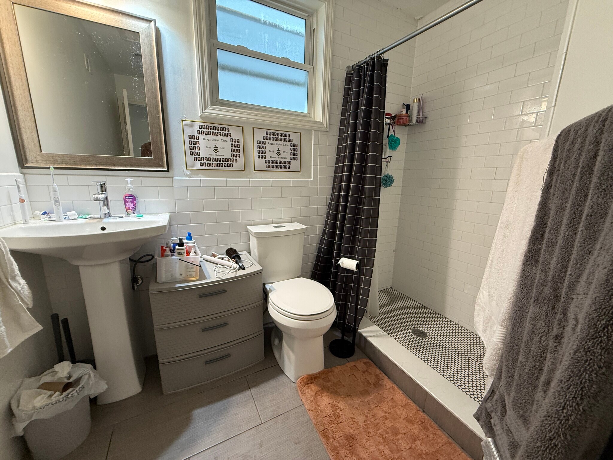 Building Photo - 110 Chester St