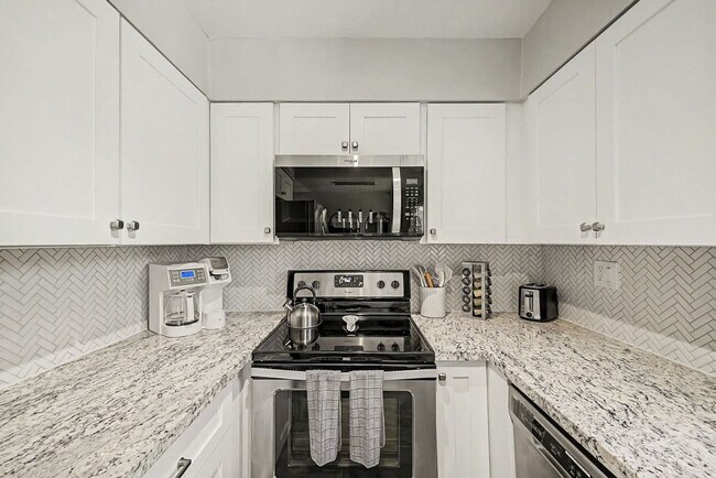 Building Photo - 4600 N 68th St