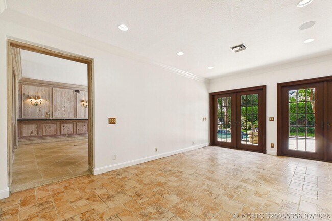 Building Photo - 107 Flagler Promenade S