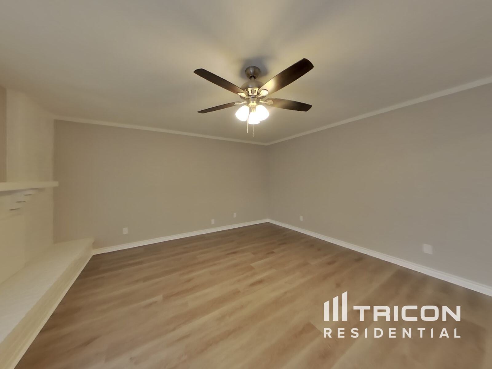 Building Photo - 1507 Carlsbad Dr