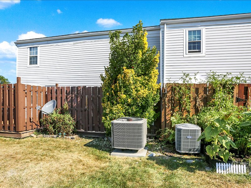 Building Photo - 809 Old Silver Spring Rd