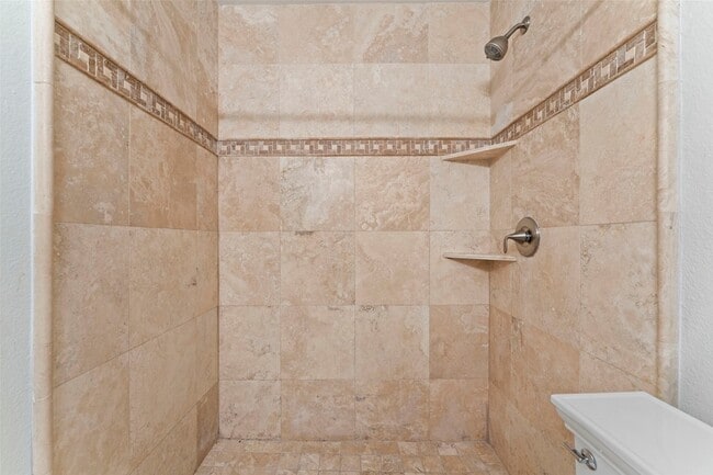 Building Photo - 919 Kim Ln