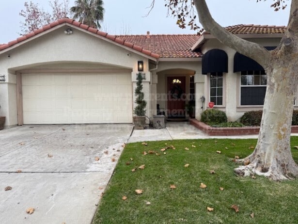 Primary Photo - 9916 River Oaks Dr